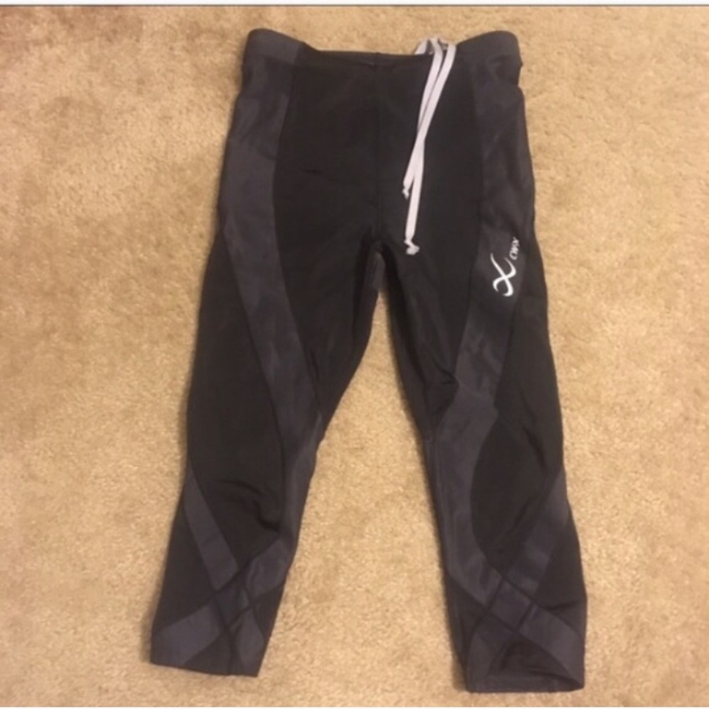 CW-X cropped tights